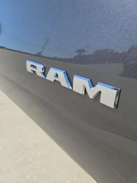 2026 Ram 1500 Laramie Crew Cab 4x4 5'7" Box