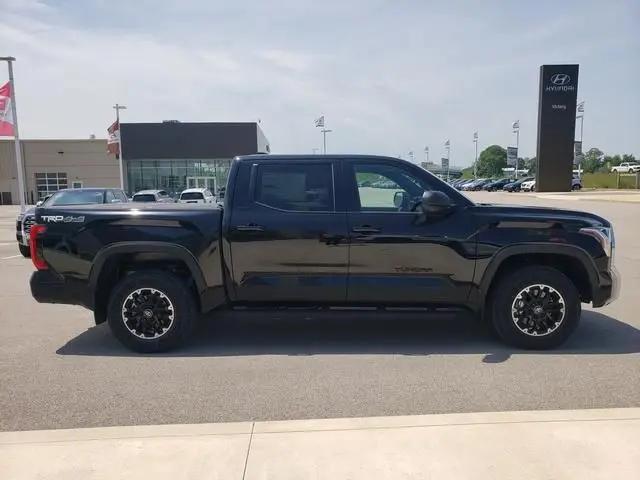 2026 Toyota Tundra SR5 CrewMax 5.5' Bed