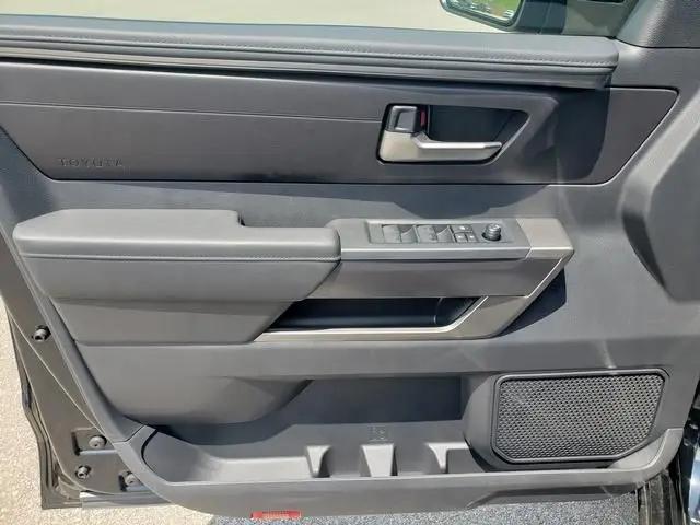 2026 Toyota Tundra SR5 CrewMax 5.5' Bed