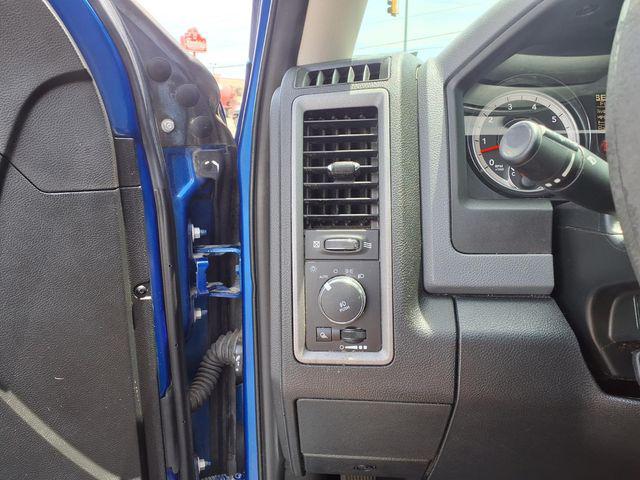 2018 Ram 1500 Express Quad Cab 4x4 6'4" Box