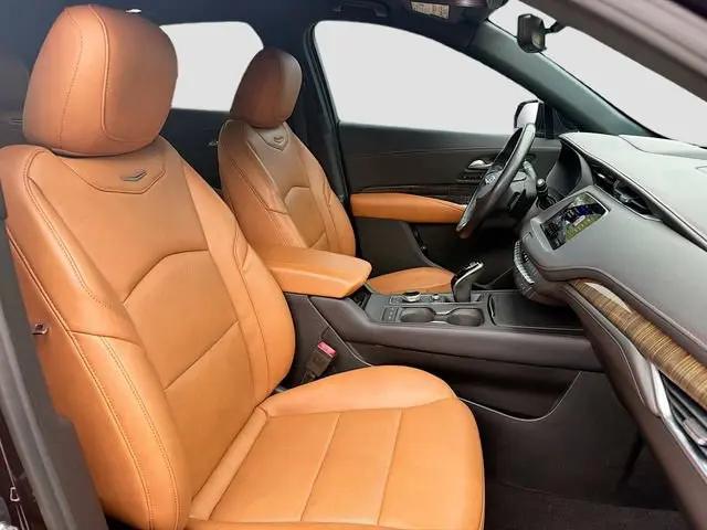 2020 Cadillac XT4 FWD Premium Luxury