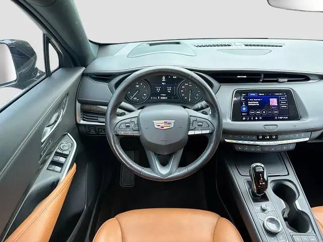 2020 Cadillac XT4 FWD Premium Luxury