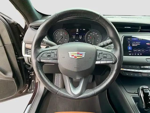 2020 Cadillac XT4 FWD Premium Luxury
