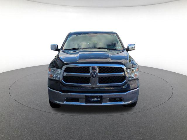 2019 RAM 1500 Classic SLT Crew Cab 4x4 64 Box