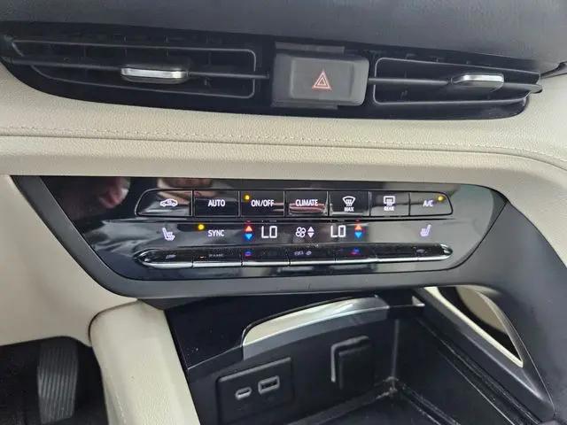 2022 Buick Envision FWD Preferred