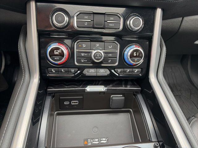 2024 GMC Yukon 4WD Denali