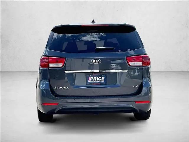 2017 Kia Sedona LX