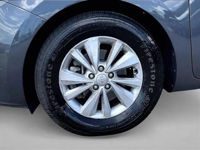 2017 Kia Sedona LX