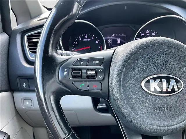 2017 Kia Sedona LX