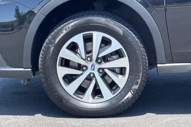 2022 Subaru Outback Premium