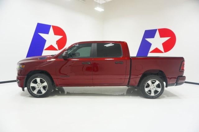 2025 Ram 1500 Tradesman Crew Cab 4x2 5'7" Box