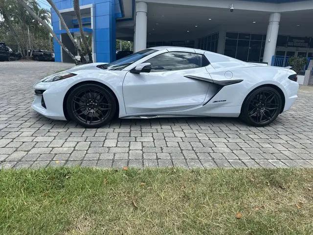 2023 Chevrolet Corvette Z06 RWD Convertible 3LZ
