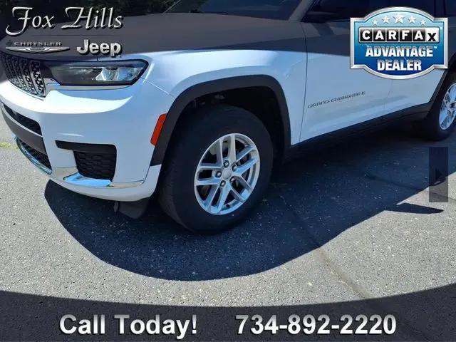 2022 Jeep Grand Cherokee L Laredo 4x4