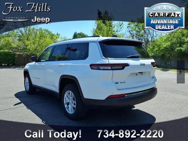 2022 Jeep Grand Cherokee L Laredo 4x4