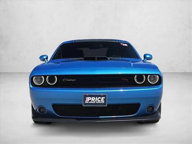 2016 Dodge Challenger 392 Hemi Scat Pack Shaker
