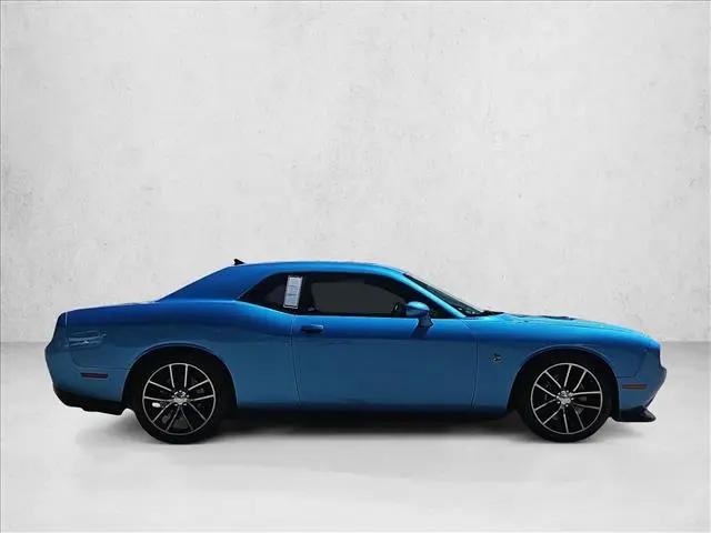 2016 Dodge Challenger 392 Hemi Scat Pack Shaker