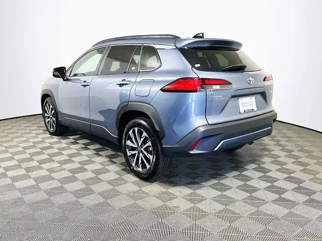 2025 Toyota Corolla Cross XLE