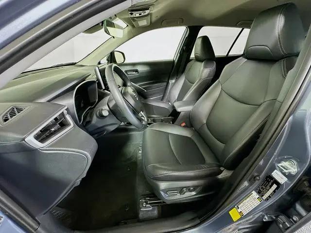 2025 Toyota Corolla Cross XLE