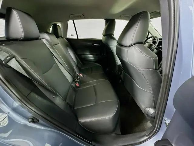 2025 Toyota Corolla Cross XLE