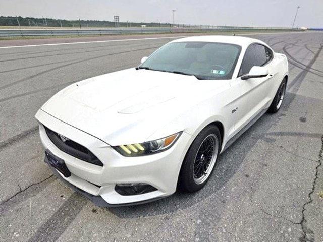 2017 Ford Mustang GT Premium 2017 Ford Mustang GT Premium