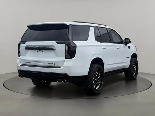 2023 GMC Yukon 4WD AT4