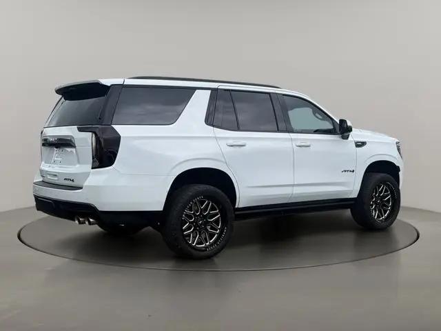 2023 GMC Yukon 4WD AT4
