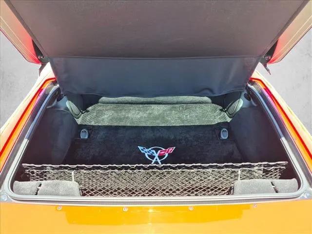 2004 Chevrolet Corvette Base