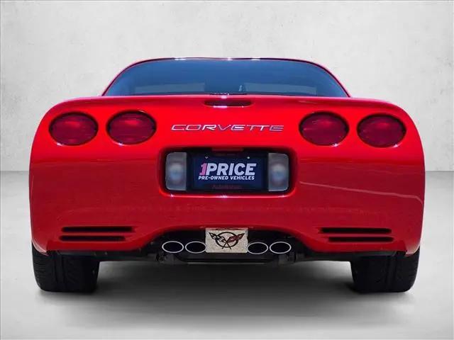 2004 Chevrolet Corvette Base