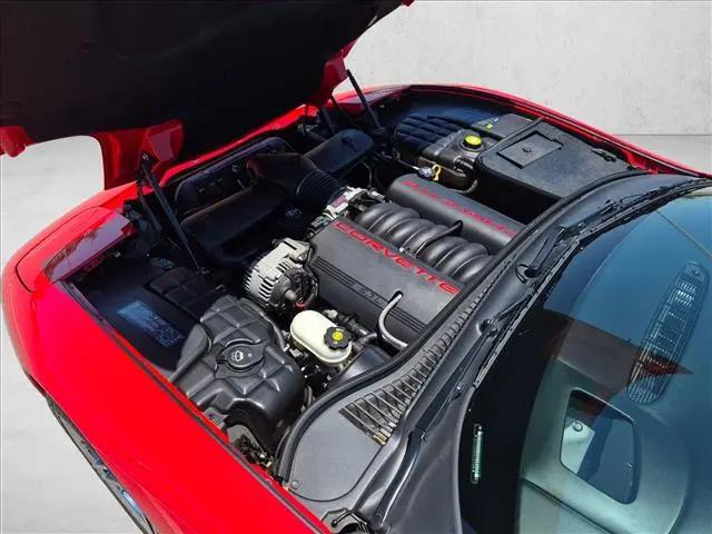 2004 Chevrolet Corvette Base