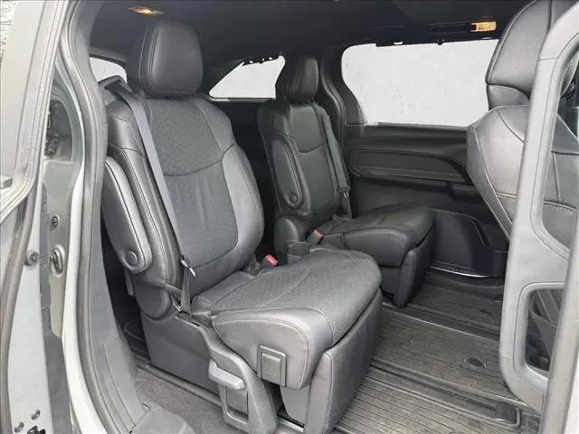 2025 Toyota Sienna Limited