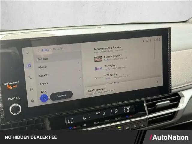 2025 Toyota Sienna Limited for sale in Valencia, CA
