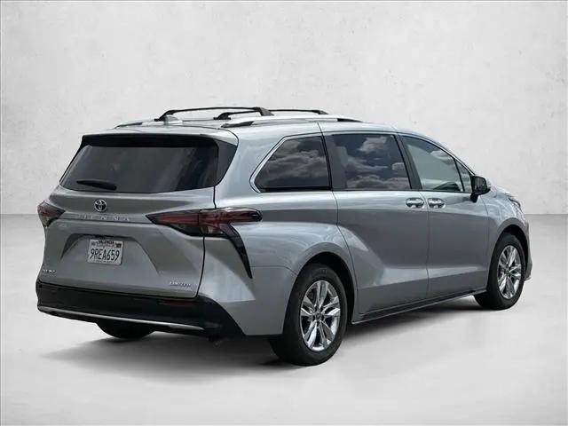 2025 Toyota Sienna Limited