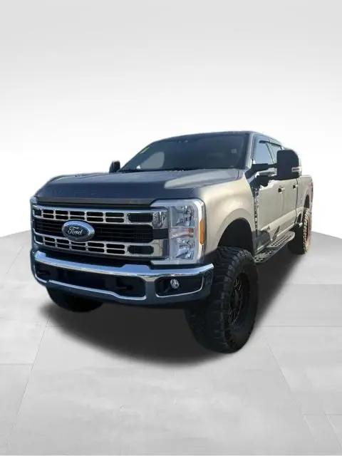 2025 Ford F-350 XLT