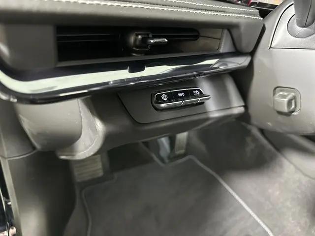 2024 Chevrolet Corvette Stingray RWD Convertible 3LT