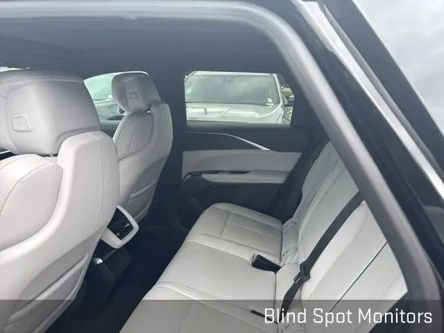 2025 Cadillac iQ Sport 1 RWD