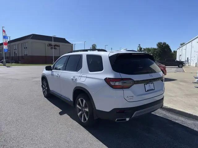 2024 Honda Pilot Touring