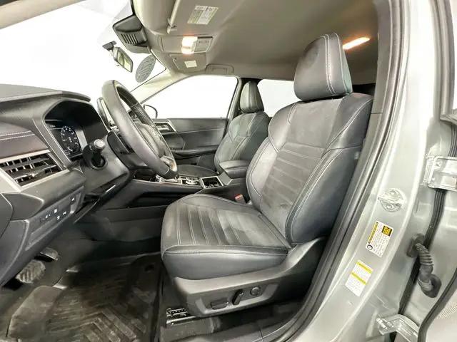 2023 Mitsubishi Outlander PHEV SE S-AWC