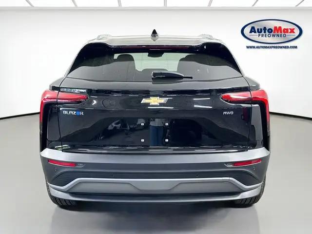 2024 Chevrolet V Blazer eAWD 2LT