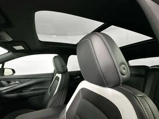 2024 Chevrolet V Blazer eAWD 2LT