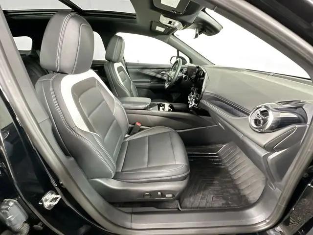 2024 Chevrolet V Blazer eAWD 2LT