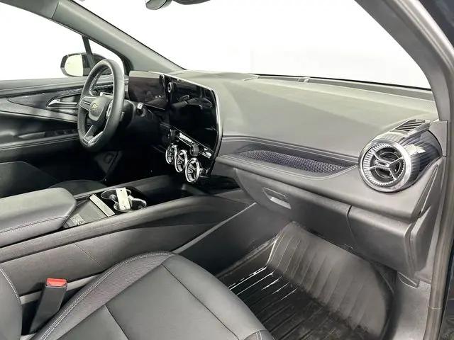 2024 Chevrolet V Blazer eAWD 2LT