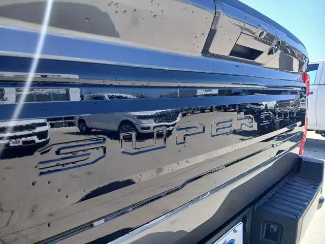 2026 Ford F-250 Platinum