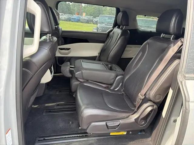 2023 Kia Carnival MPV EX