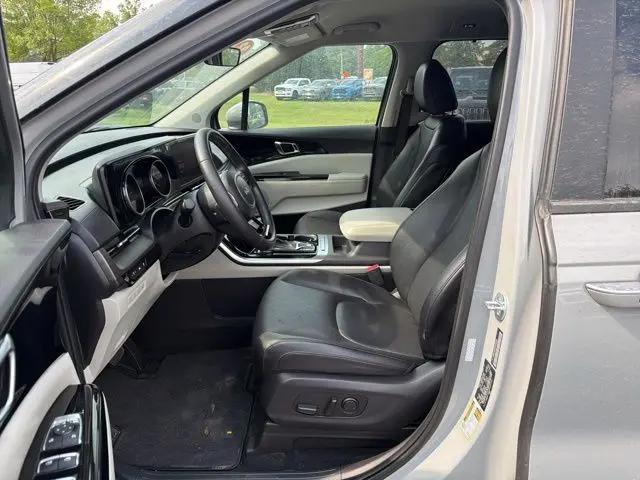 2023 Kia Carnival MPV EX