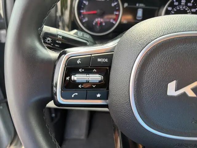 2023 Kia Carnival MPV EX
