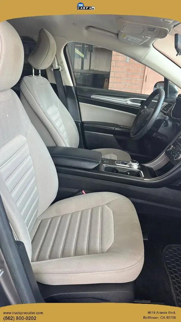 2017 Ford Fusion Hybrid S
