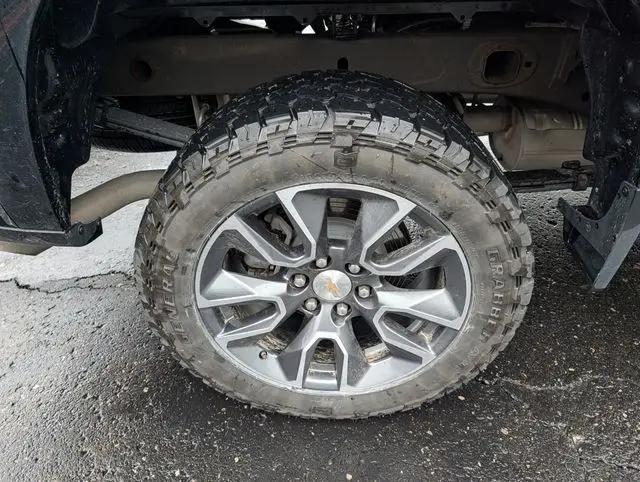 2024 Chevrolet Silverado 1500 4WD Crew Cab Short Bed LT with 2FL