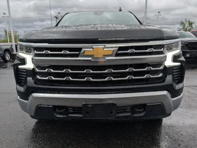 2024 Chevrolet Silverado 1500 4WD Crew Cab Short Bed LT with 2FL
