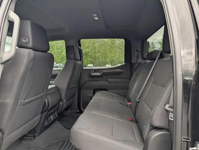 2024 Chevrolet Silverado 1500 4WD Crew Cab Short Bed LT with 2FL