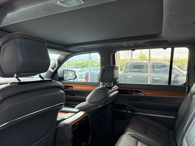 2022 Jeep Grand Wagoneer Series III 4x4